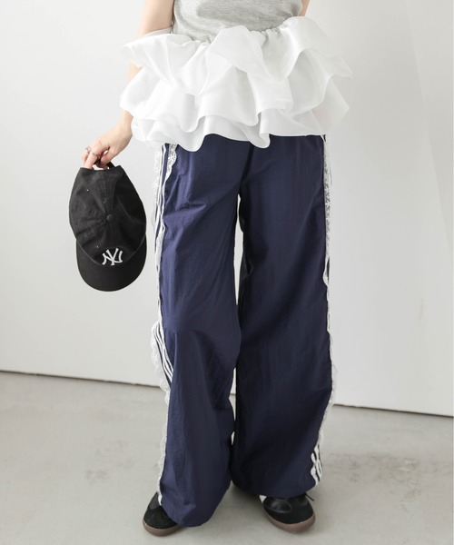 ワイドパンツ パンツ サイドレースライントラックパンツ レディースの画像