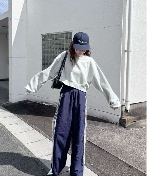 【SUKALA】ライントラックパンツ Mサイズ　新品、未開封 SUKALA】ライントラックパンツ Mサイズ 新品、未開封 - メルカリ