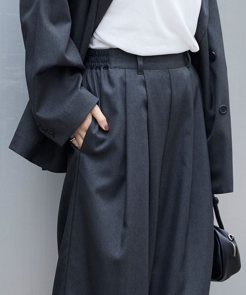 MONO-MART（モノマート） パンツ タックワイドストレートスラックス