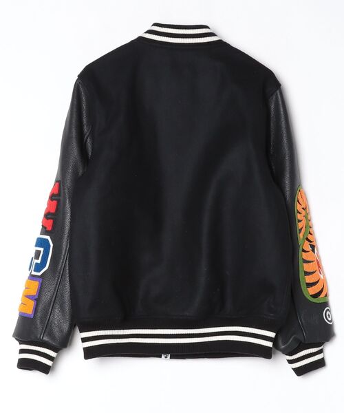 A BATHING APE（アベイシングエイプ） スタジャン SHARK VARSITY