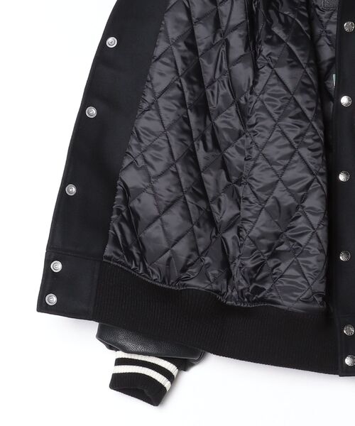 A・BATHING APE スタジャン Lサイズ A BATHING APE（アベイシングエイプ） スタジャン SHARK VARSITY