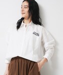 ブラウス シャツ 「洗える」刺繍ロゴ入りオーバ...の詳細画像2