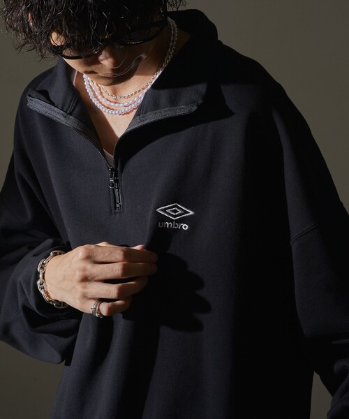 「UMBRO」 スウェットカットソー MEDIUM ネイビー メンズの画像