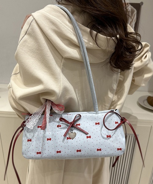 未使用  リボンショルダー FREE STYLISTS ショルダーバッグ バッグ リボンミドルバッグ 2WAY