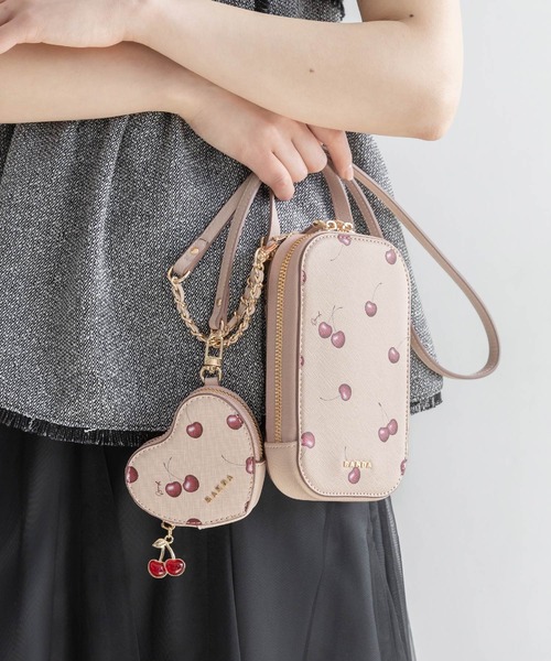 Cherry＆Strawberryハートポーチ付き2WAYマルチショルダーバッグ RANDA（ランダ） 「Cherry＆Strawberry」ハートポーチ付き2WAYマルチ