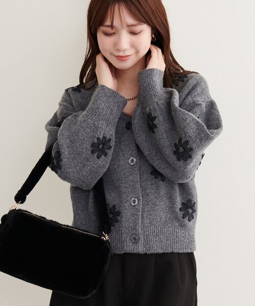 natural couture ニット セーター オーガンジーフラワー刺繍ニット