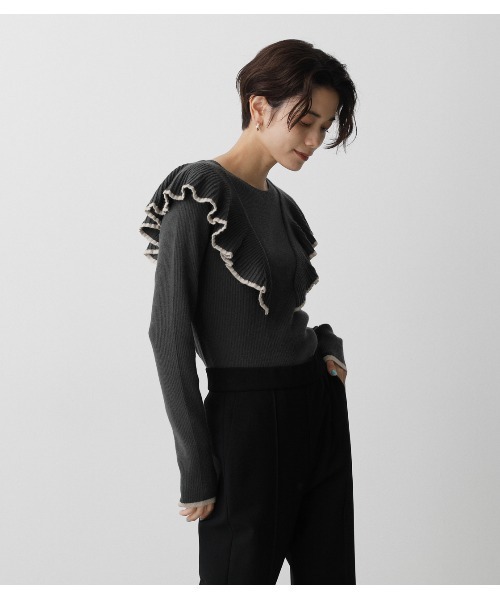 AZUL BY MOUSSY（アズールバイマウジー） ニット FRONT FRILLED KNIT