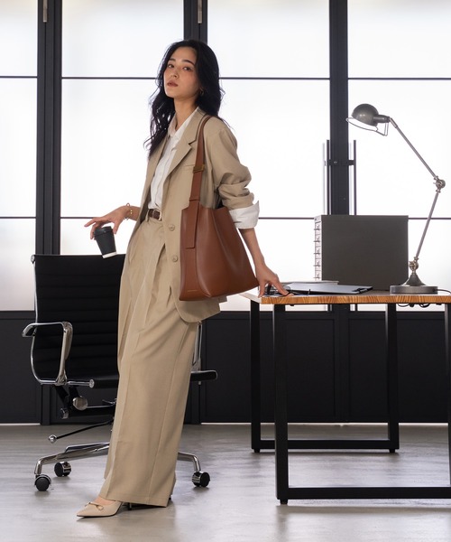 CHARLES & KEITH(チャールズ&キース) パンプス ミュール ホース CHARLES & KEITH(チャールズ&キース) パンプス ミュール ホース