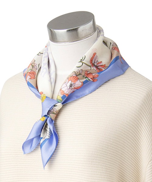 FURLA（フルラ） スカーフ バンダナ シルクスカーフ ボタニカル