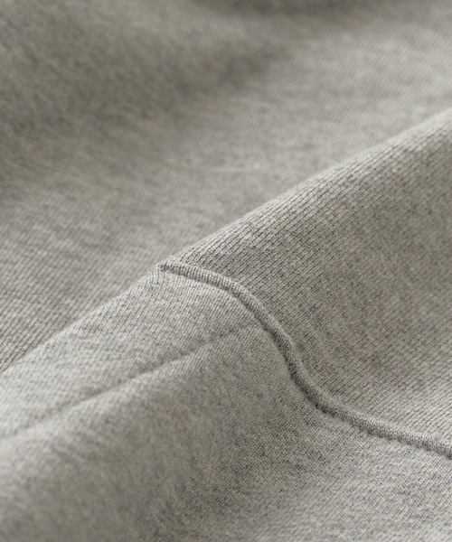 FOG ESSENTIALS（エフオージーエッセンシャルズ） パーカー FOG