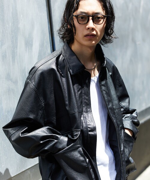 ★美品 Lサイズ★ FREAK'S STORE スタジャン 袖レザー 羊革 黒 ☆美品 Lサイズ☆ FREAK'S STORE スタジャン 袖レザー 羊革 黒 FREAK'S