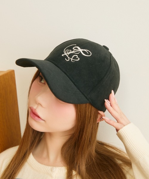 TITTY＆CO.（ティティーアンドコー） キャップ 帽子 ラメ刺繍ロゴ