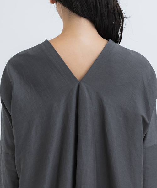 ATON シャツワンピース トリアセサテンフロント プリーツシャツワンピース（08-18OE08