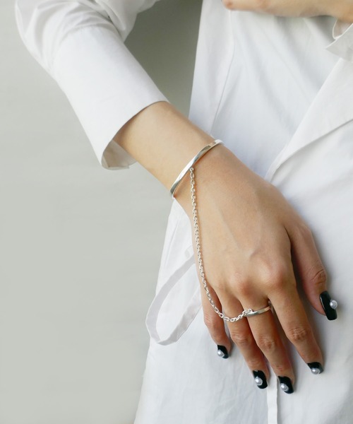 e.m. 　シルバーバングル　Mサイズ e.m. シルバーバングル Mサイズ e.m. バングル メタルリングレット