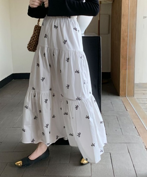 ABITOKYO スカート リボン刺繍ティアードロングスカート