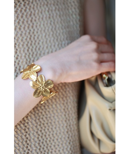 cawaii バングル 連なるヴィンテージ風フラワーバングル レディース