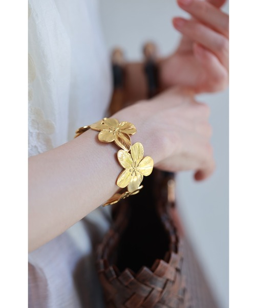 cawaii バングル 連なるヴィンテージ風フラワーバングル レディース