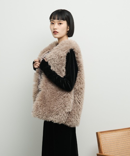 Shelly island（シェリーアイランド） ベスト ジレ プードルファー