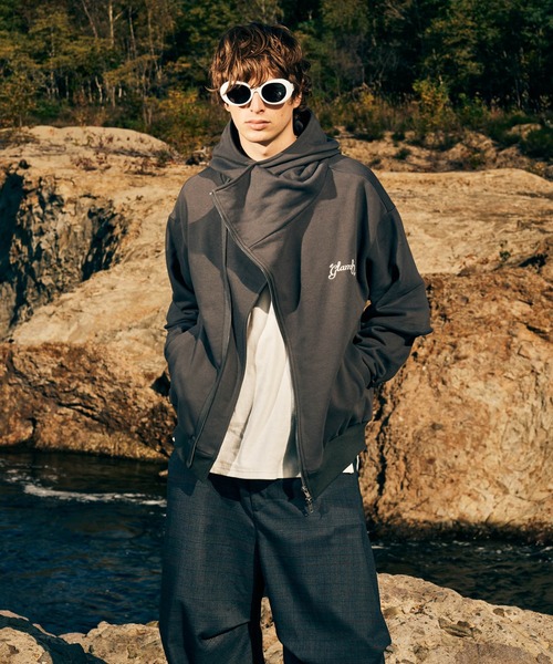 glamb（グラム） パーカー Asymmetry Layered Hoodie / アシンメトリー