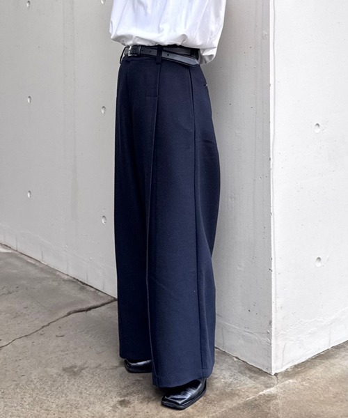 40サイズ　パスタショルダーピンタックパンツ itto スラックス パンツ フロッキードットピンタックパンツ