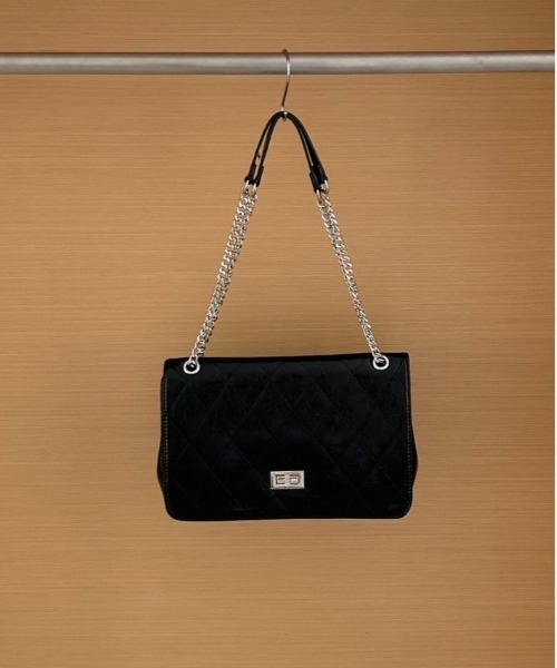 FINEnough ショルダーバッグ バッグ チェーンショルダーエナメル FINEnough ショルダーバッグ バッグ チェーンショルダーエナメル