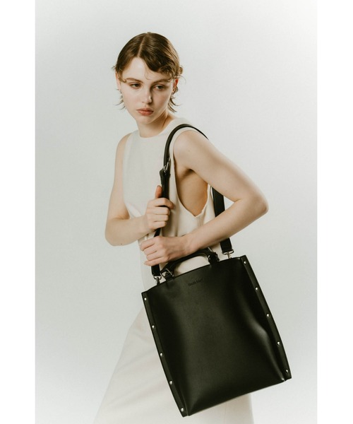 Knuth Marf（クヌースマーフ） ショルダーバッグ バッグ side studs