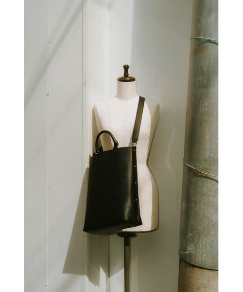Knuth Marf（クヌースマーフ） ショルダーバッグ バッグ side studs