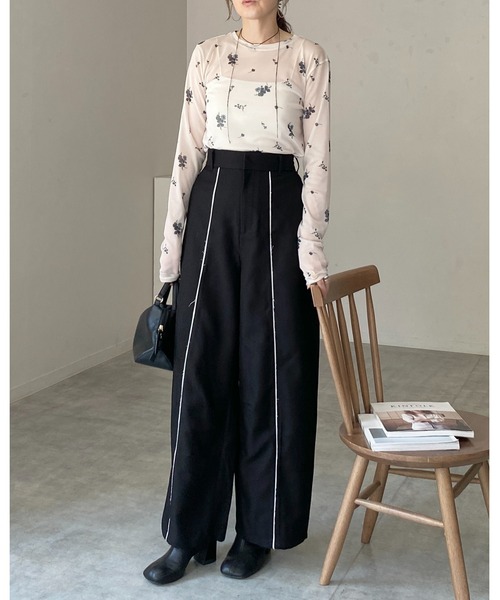 美品Cher フラワートップス She's Closet tシャツ クルーネック長袖フラワープリント花柄シアー