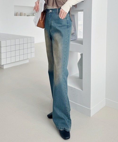 bottega veneta フレアデニム ウォッシュ加工 Ada. ジーンズ デニム デニムパンツ ヴィンテージ風 ウォッシュ加工