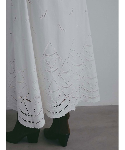 スカート スカラ刺繍ギャザーフレアスカートの画像