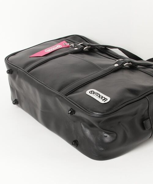 OUTDOOR PRODUCTS ショルダーバッグ バッグ チャーム付き レザー