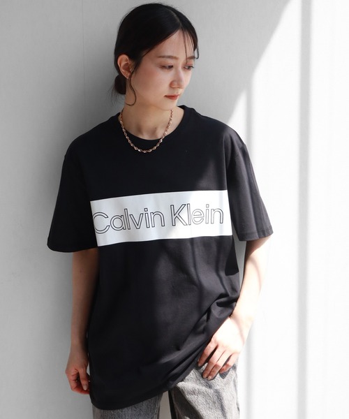   カルバンクライン ビッグロゴクルーネックTシャツ Calvin Klein（カルバン・クライン）の「CK ビッグロゴクルー