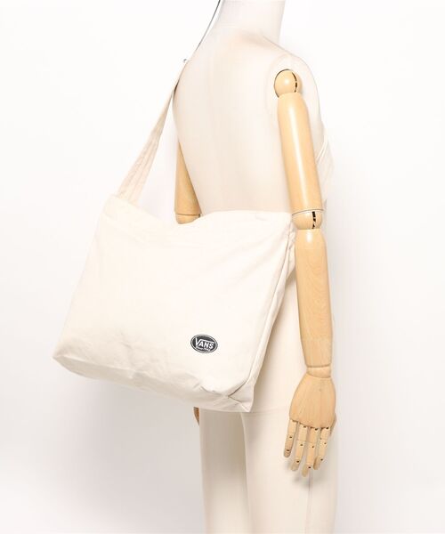 VANS（ヴァンズ） ウエストポーチ Circle Canvas Shoulder Bag バッグ