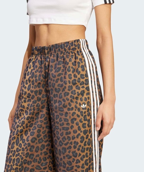 adidas（アディダス） パンツ adidas Originalsワイドレッグ・サテン