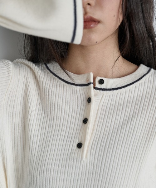 THE Yon ニット セーター 「前後2way」コントラストラインフレアカフ