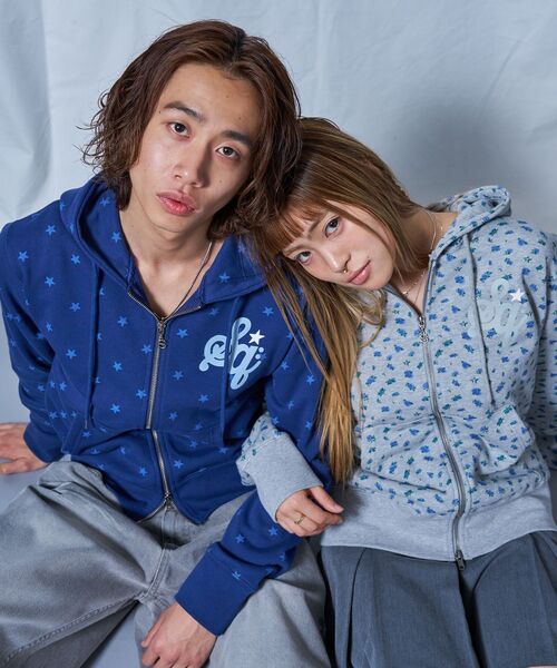 SEQUENZE パーカー WEB限定 / 花柄×星柄プリント ロゴ裏毛ジップ