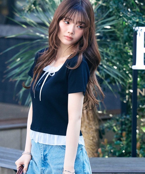 ヘンリーネック tシャツ リボン付きレイヤード風シアーフリルリブ