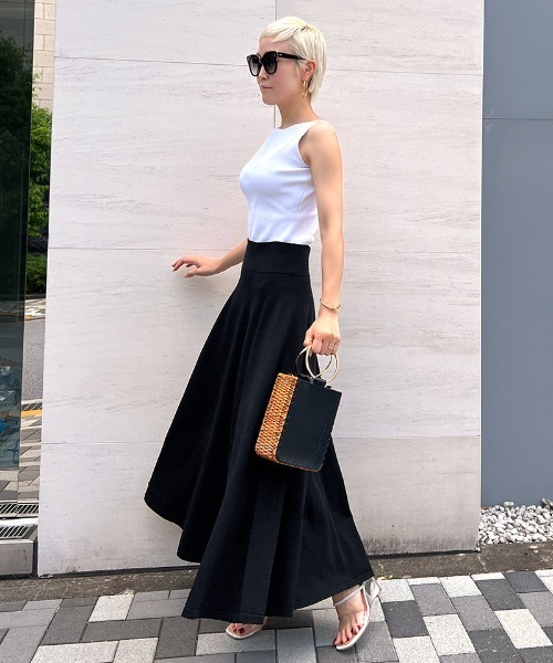JENNE　ジェンヌ 未使用タグ付き S　ロングスカート　黒　フレアスカート JENNE」 ロングスカート LARGE ブラック レディース : ZOZOTOWN Yahoo