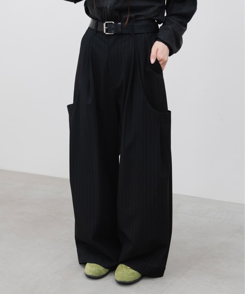 HONE スラックス volume tuck curve wide stripe slacks/ ボリューム