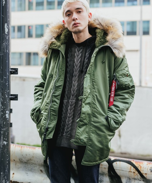 アルファインダストリーズ Lサイズ ブラックアウター Alpha Industries（アルファ・インダストリーズ） ブルゾン L ブラック