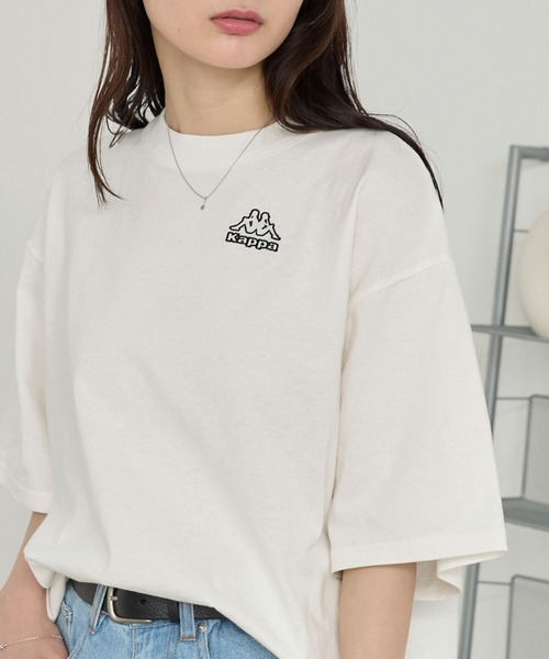【VETEMENTS】ホワイト ロゴ刺繍 オーバーサイズ Tシャツ VETEMENTSのホワイト Website オーバーサイズ Tシャツがセール中