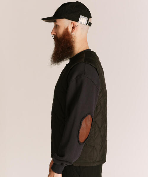 新品 未使用　CHACOTTO ダウン ベスト Chacott チャコットダウン ベスト 新品 バレエ スケート フィギュアに