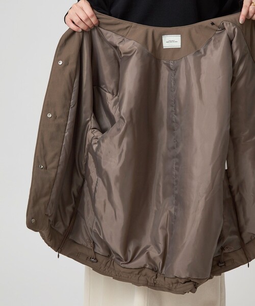 美品パフィー ノーカラー ブルゾン ―ウォッシャブル size SHORTあり］パフィー ノーカラー ブルゾン 2 撥水 ウォッシャブル