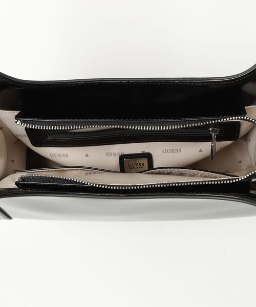 GUESS（ゲス） ショルダーバッグ バッグ DALI Small Carryall