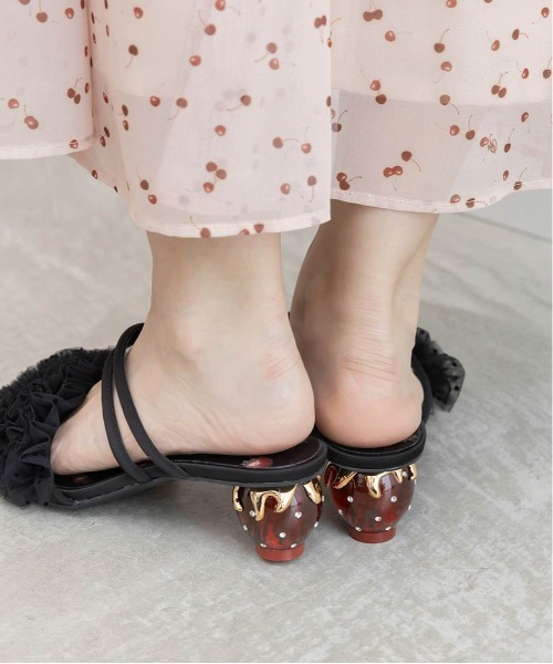美品✨ RANDA ランダ ストロベリーヒールフリルミュールサンダル アイボリー RANDA（ランダ） サンダル ミュール 「Cherry＆Strawberry