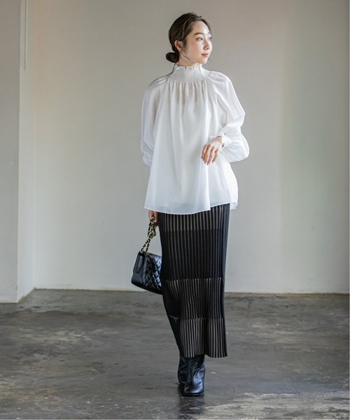 Noble シャーリングシアーブラウス Noble（ノーブル）の「シャーリングシアーブラウス2◇（シャツ