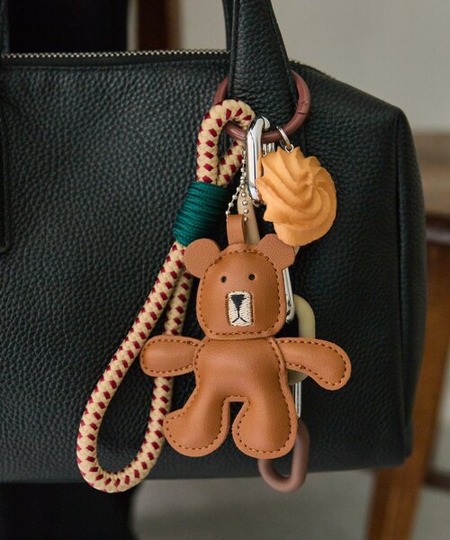 ear PAPILLONNER（イア パピヨネ） チャーム 「インフルエンサーuchida