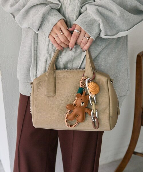 ear PAPILLONNER（イア パピヨネ） チャーム 「インフルエンサーuchida