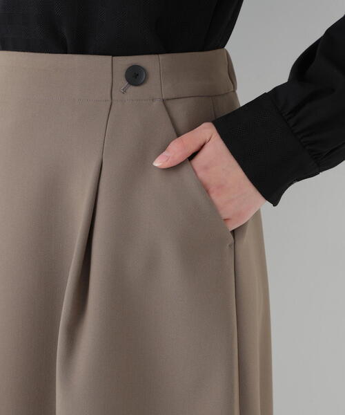 human woman（ヒューマンウーマン） スカート マリンフレアスカート