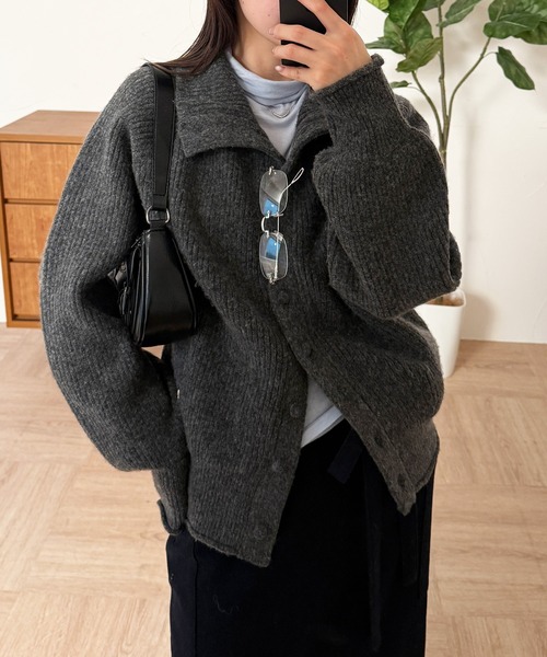 MUHET（ミュエータ） カーディガン stand neck fabric-covered button